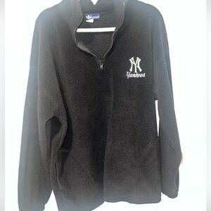 Yankees adidas vintage black fleece pull over and a size large. Preowned